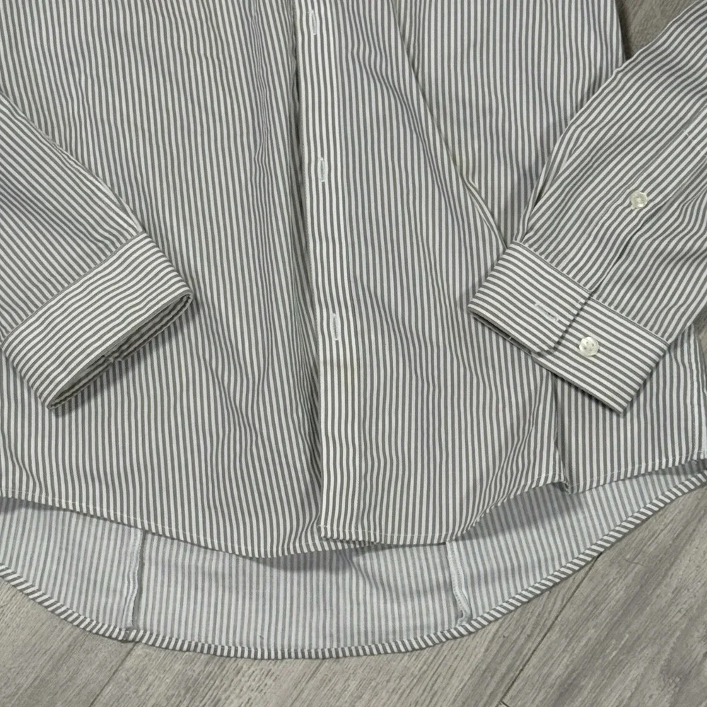 H&M Mens Easy Iron Button Down Shirt Size Medium Stripes Long Sleeve